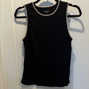 Old Navy Black Tank with Cream Scallop Trim